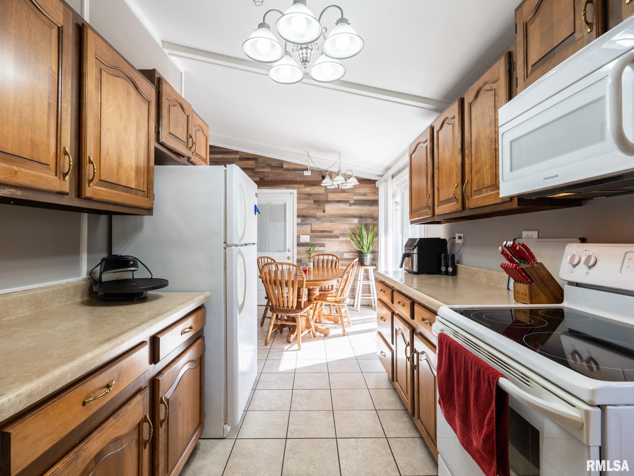 603 Linden Street Delavan, IL 61734 - Photo 18 of 55