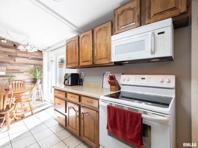 $130,000 | 603 Linden Street, Delavan, IL 61734