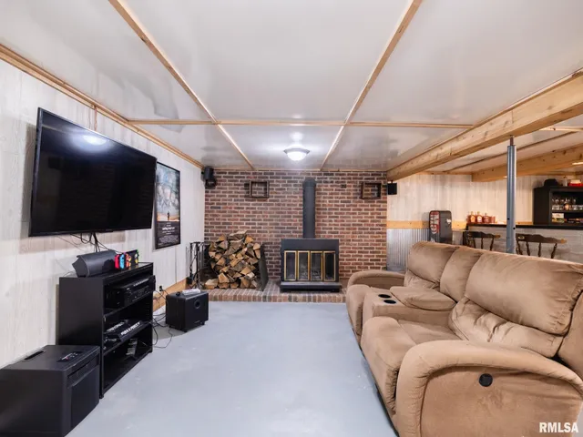 $130,000 | 603 Linden Street, Delavan, IL 61734