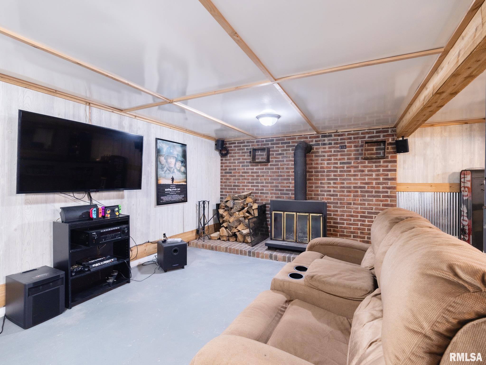 603 Linden Street Delavan, IL 61734 - Photo 37 of 55