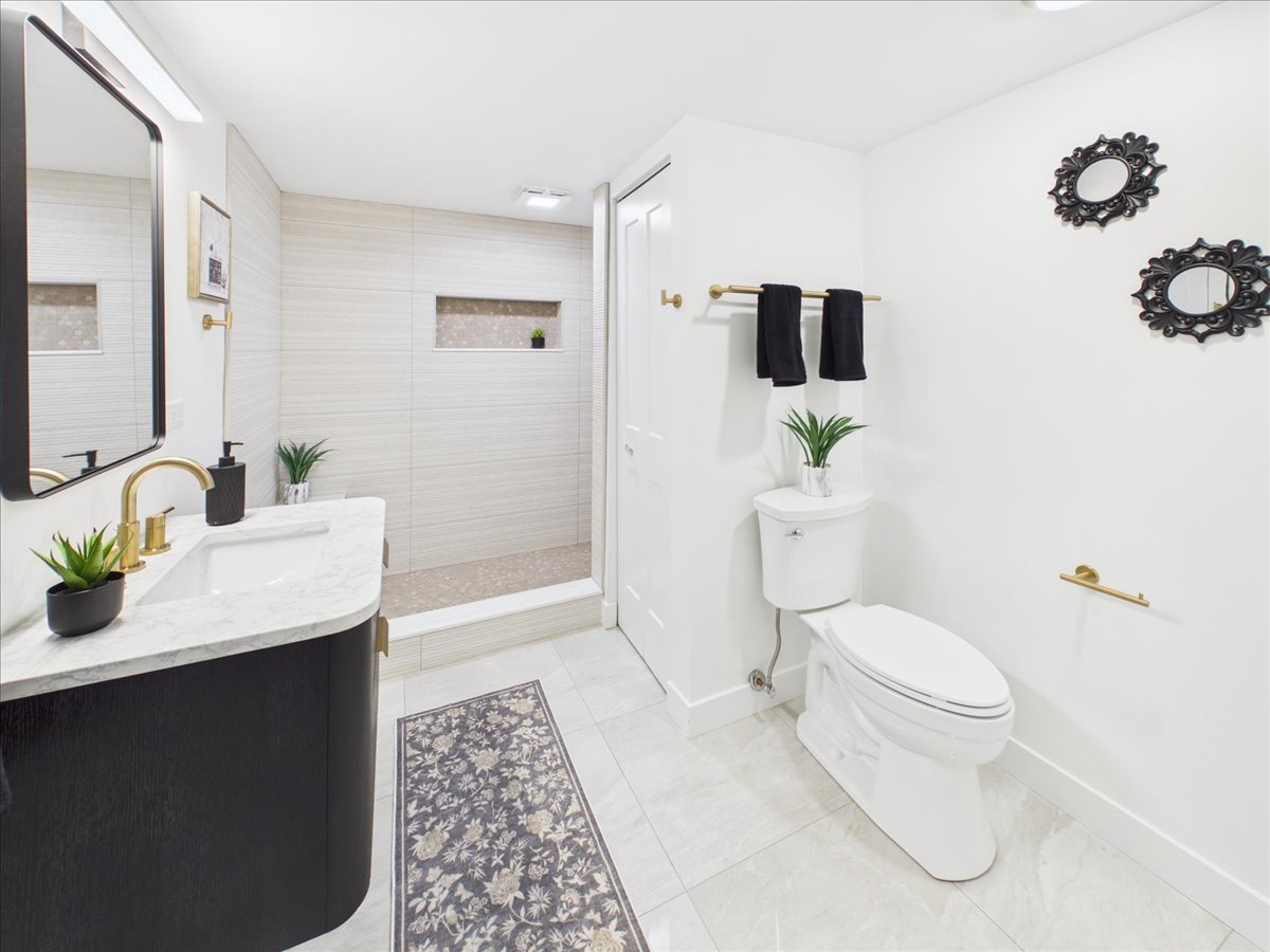 1504 Pfingsten Road Glenview, IL 60025 - Photo 39 of 52 Gallery Image 39