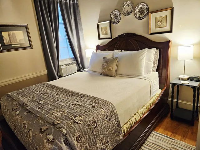 $1,350,000 | 91 South Street, Gorham, ME 04038