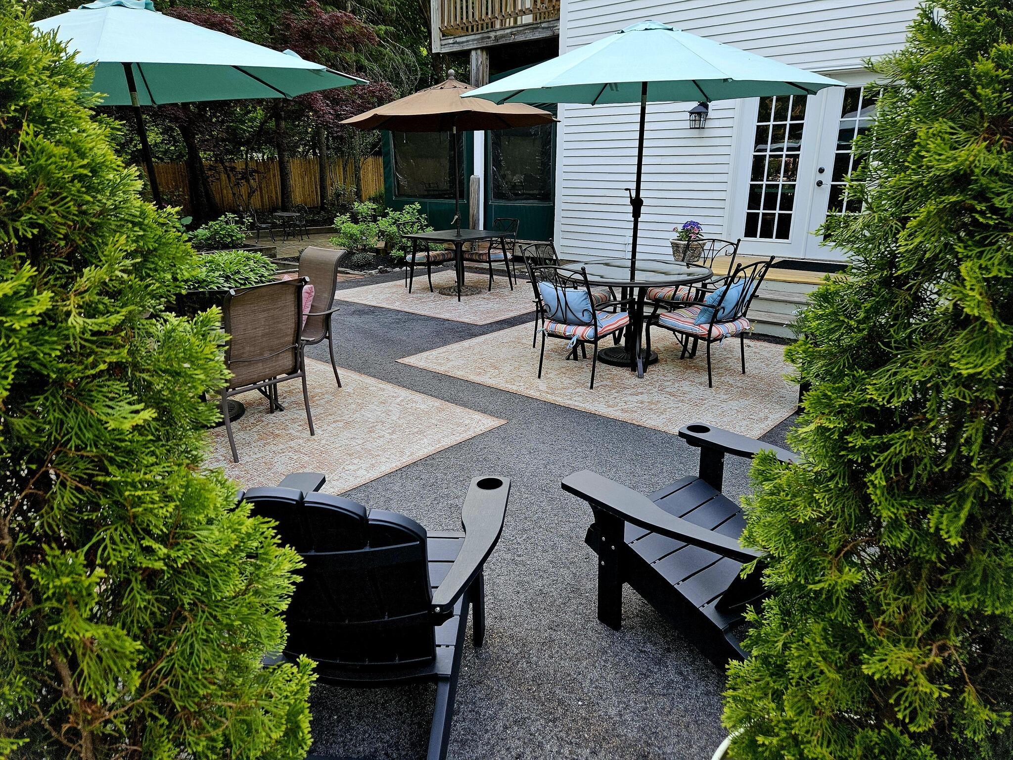 91 South Street Gorham, ME 04038 - Photo 15 of 17 PIneCrest dinning outside with chairs