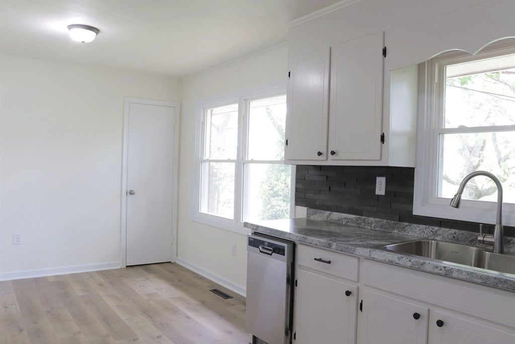 7693 Brandon Road Radford, VA 24141 - Photo 17 of 49 Gallery Image 17