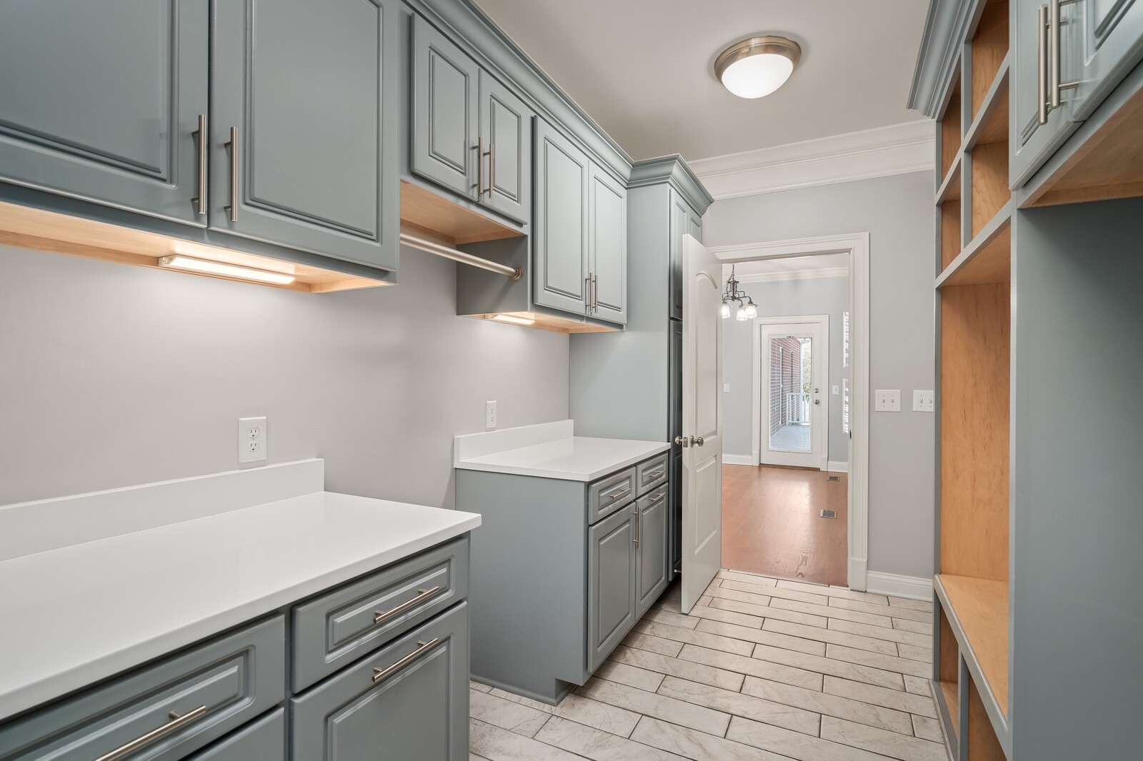 4580 Rockdale Fellowship Road Mount Juliet, TN 37122 - Photo 28 of 100 a kitchen with a stove and a refrigerator
