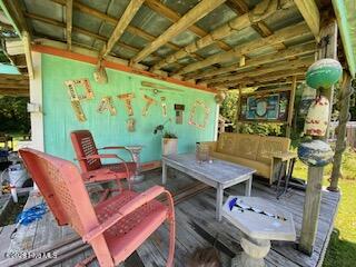 314 Straits Road Beaufort, NC 28516 - Photo 17 of 19