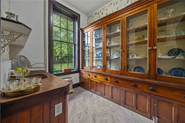 $825,000 | 546 Castle Street, Geneva City, NY 14456