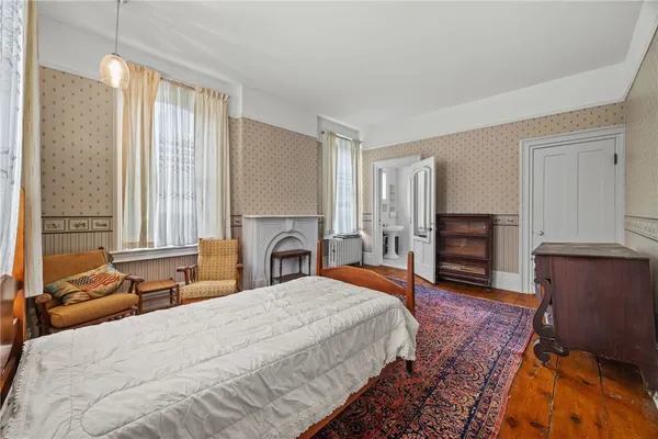 $825,000 | 546 Castle Street, Geneva City, NY 14456