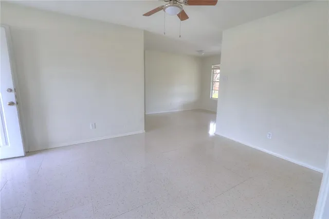 $1,500 | 6321 Beechwood Drive, Corpus Christi, TX 78412