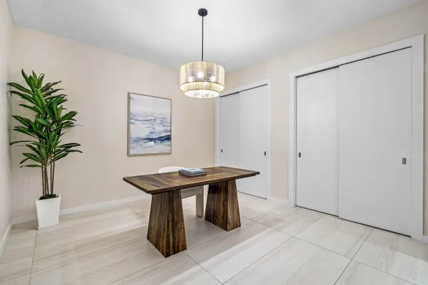 $17,000 | 200 Southeast Mizner Boulevard, Unit 209, Boca Raton, FL 33432