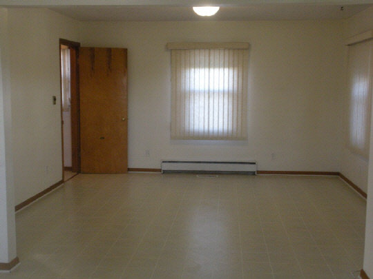 3233 Stone Quarry Road Belvidere, IL 61008 - Photo 3 of 11 an empty room with a window
