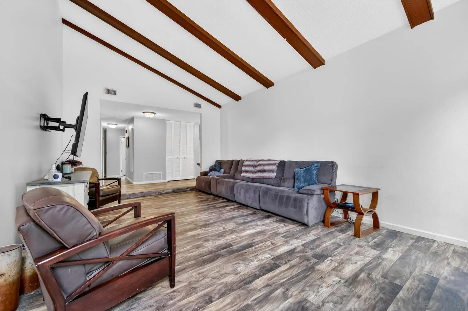 16426 Dartolo Road Ramona, CA 92065 - Photo 4 of 49