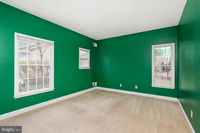 a view of an outdoor space