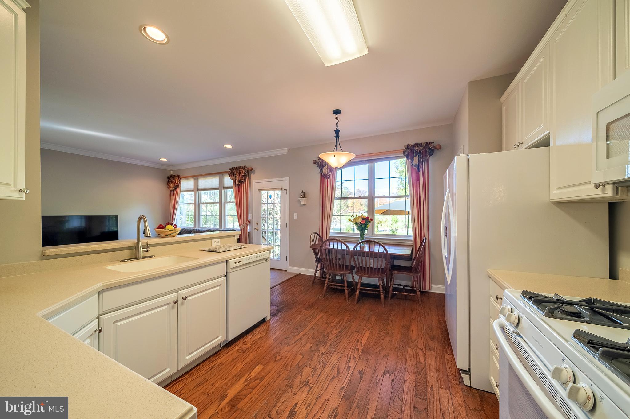 84 Manley Road Pennington, NJ 08534 - Photo 22 of 59