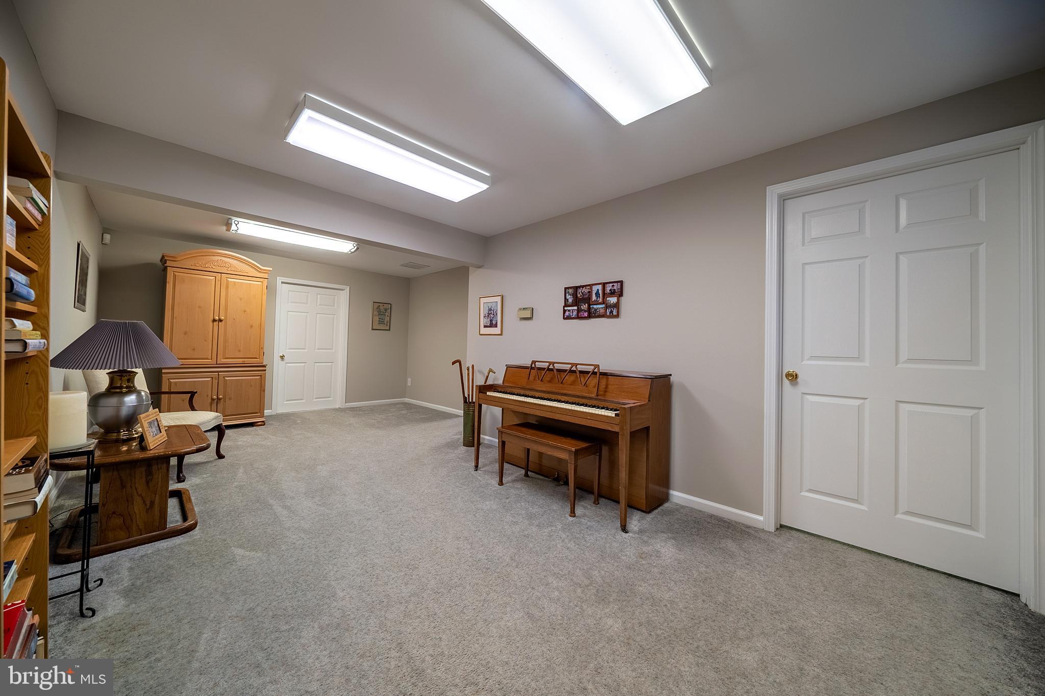 84 Manley Road Pennington, NJ 08534 - Photo 35 of 59