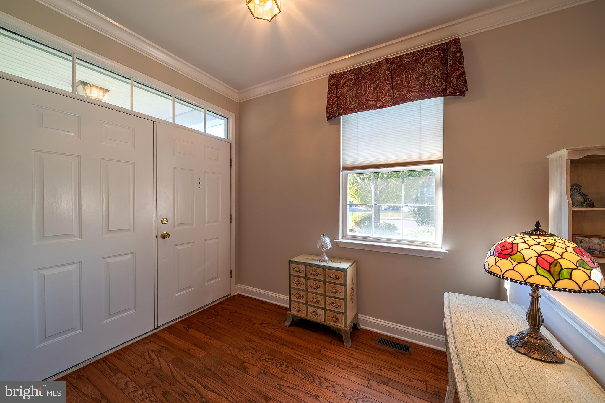 84 Manley Road Pennington, NJ 08534 - Photo 9 of 59