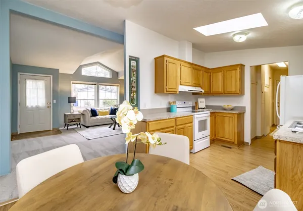 $144,900 | 15208 124th Ave Court East, Unit 70, Puyallup, WA 98374