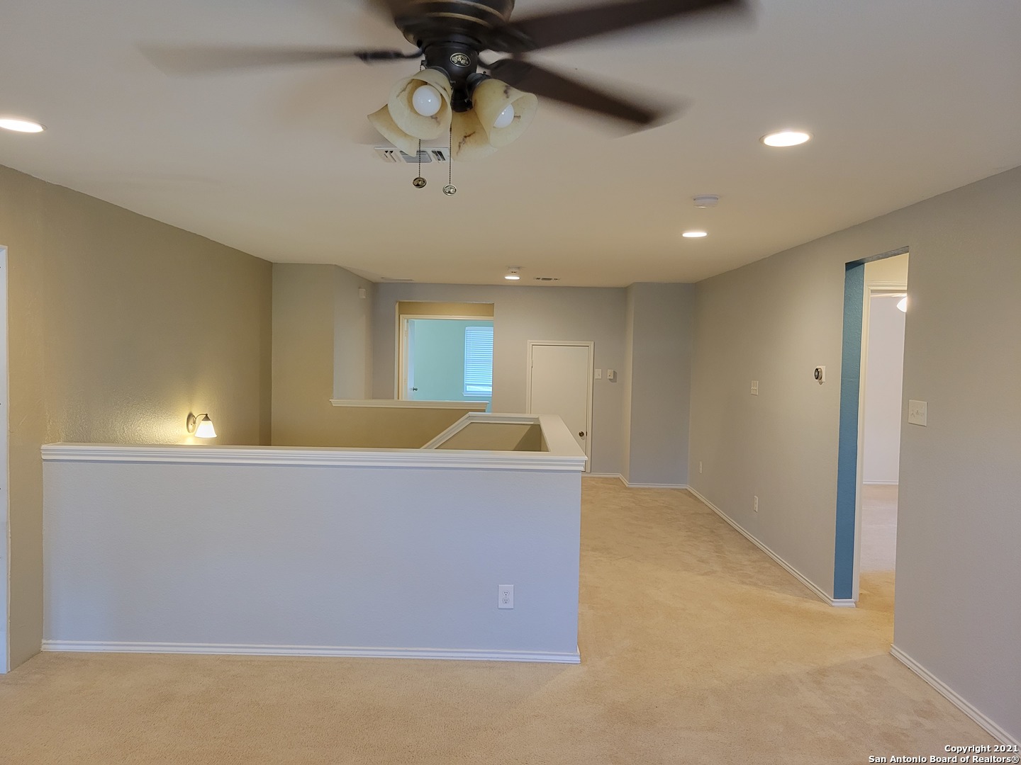 10919 Fox Crest Live Oak, TX 78233 - Photo 12 of 19 a view of an empty room