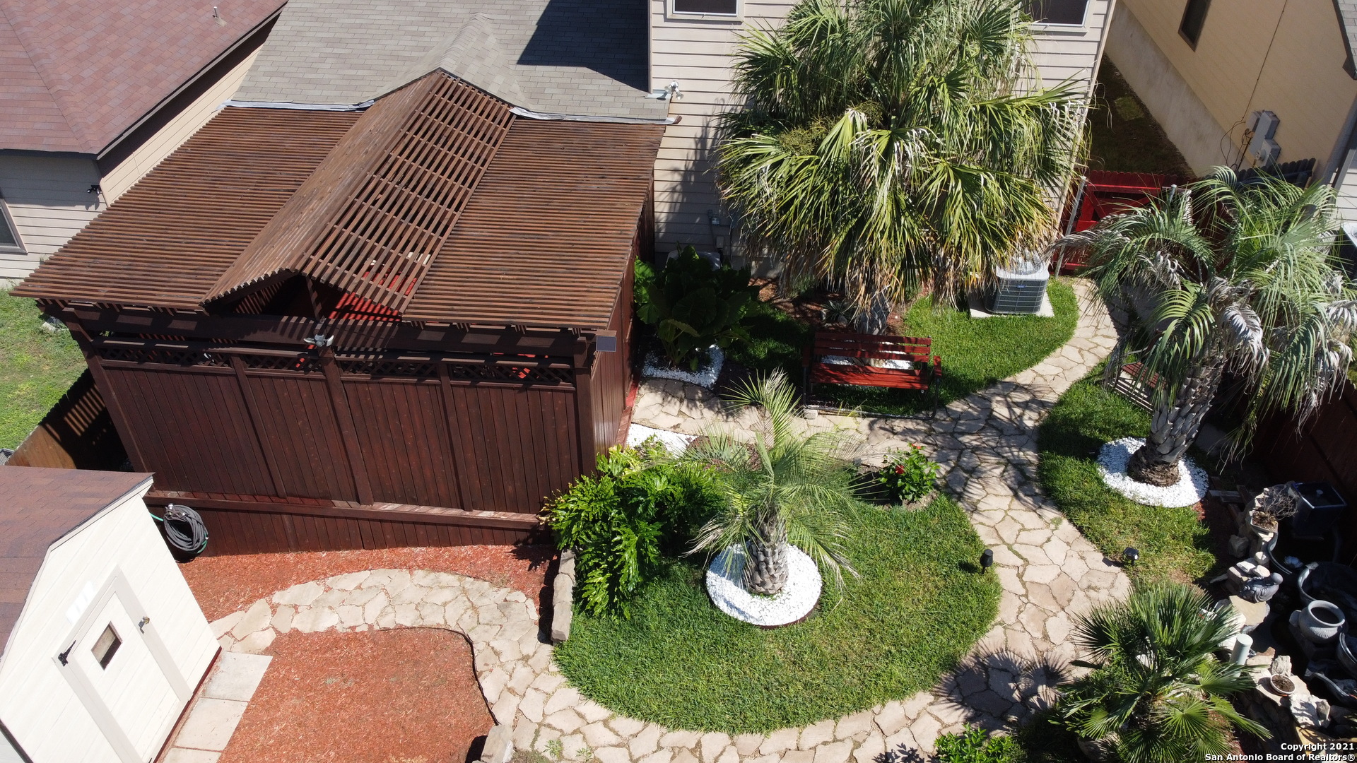 10919 Fox Crest Live Oak, TX 78233 - Photo 19 of 19 a view of a backyard