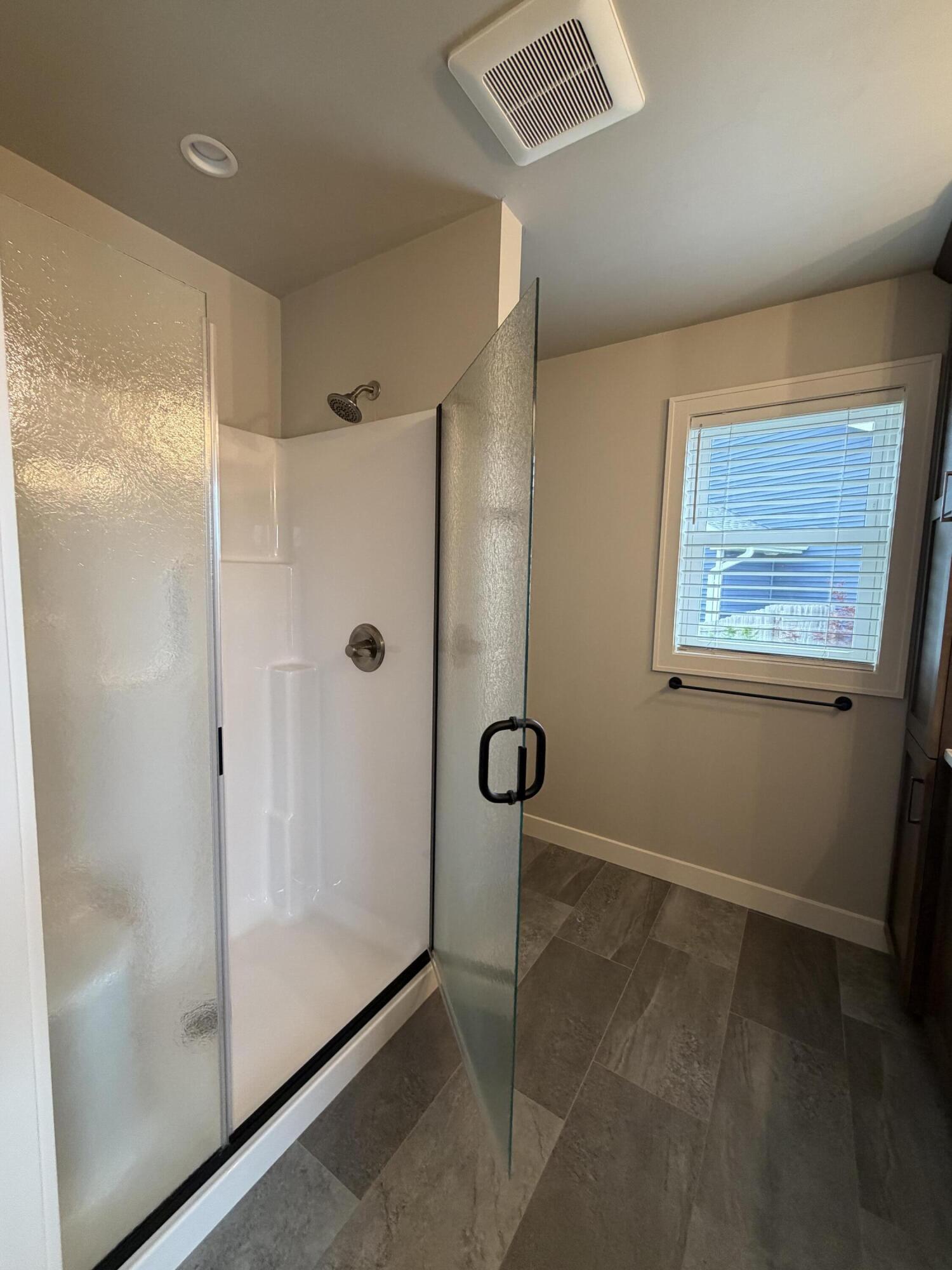 3126 Sandy Ridge Drive Two Rivers, WI 54241 - Photo 11 of 18 D65C6920-2FCA-4F13-9967-8FAA1EAE31E5