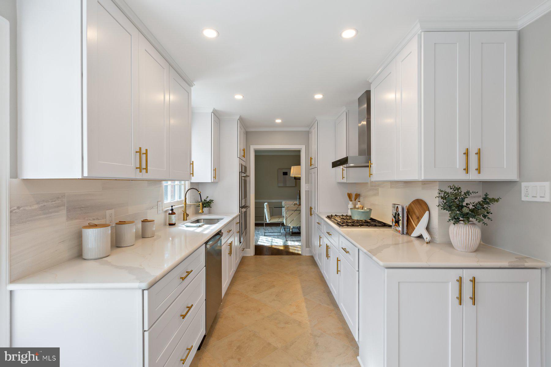 4887 35th Road North Arlington, VA 22207 - Photo 15 of 52