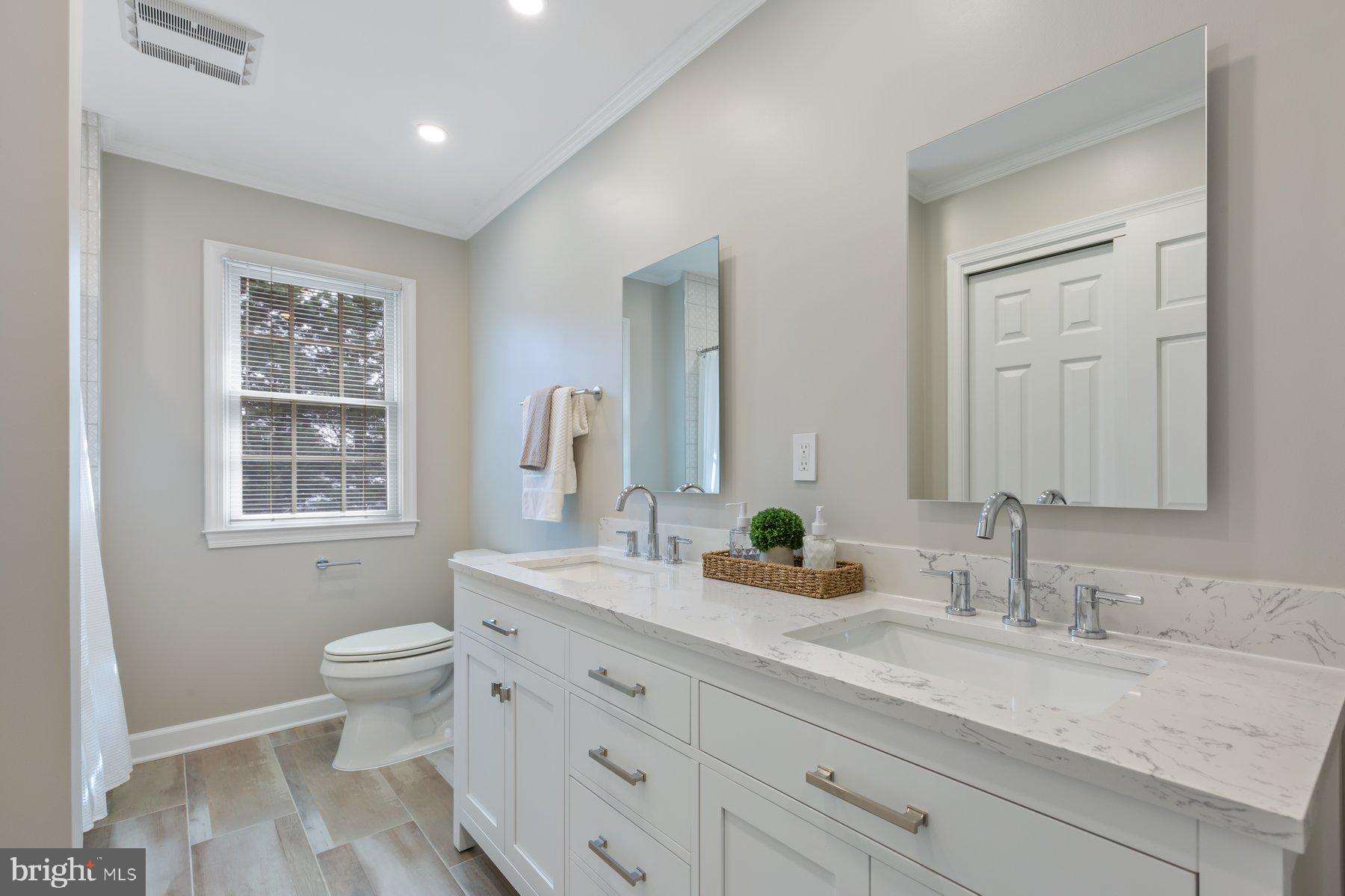 4887 35th Road North Arlington, VA 22207 - Photo 35 of 52 Full Bathroom - updated