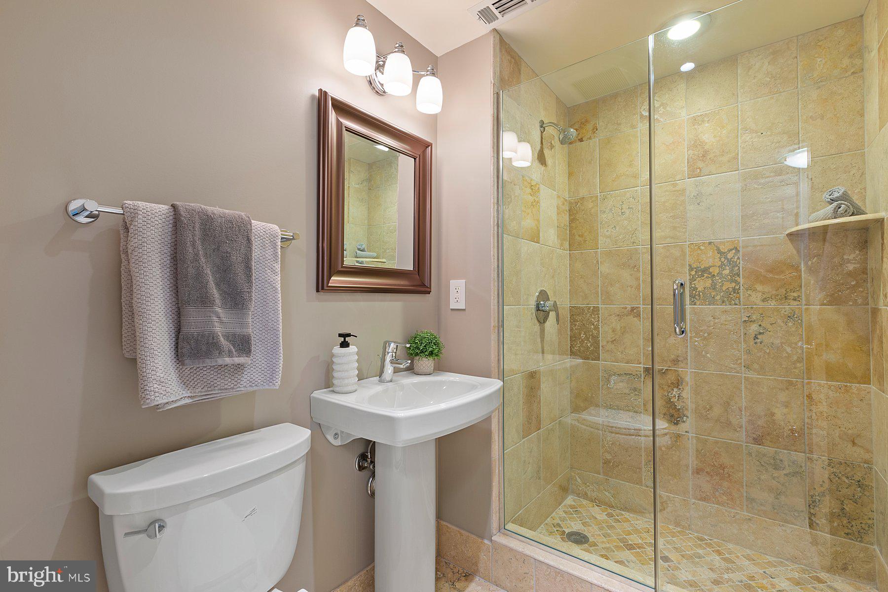 4887 35th Road North Arlington, VA 22207 - Photo 41 of 52 3rd full bathroom