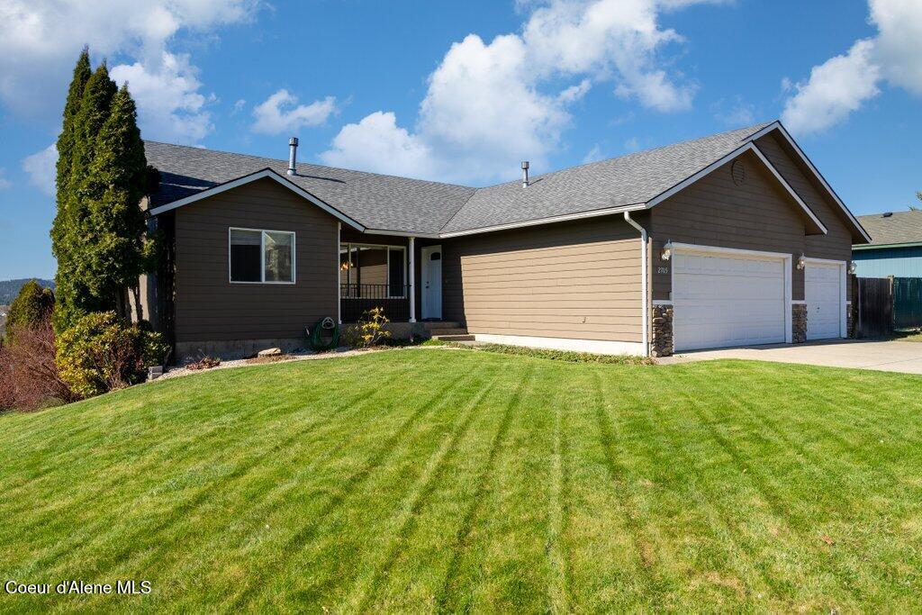 2705 North Rawhide Ridge Road Post Falls, ID 83854 - Photo 3 of 46 Great Curb Appeal