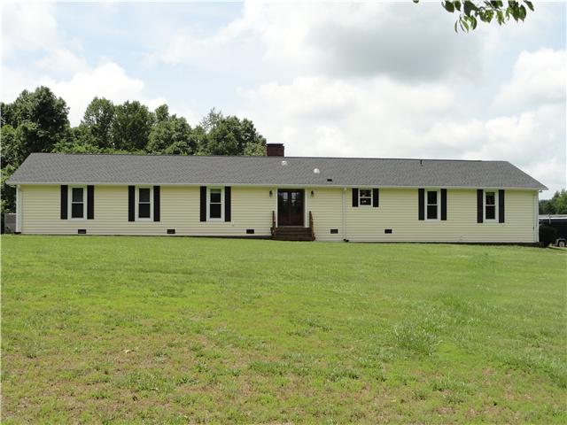 1460 Poplar Ridge Road Chapmansboro, TN 37035 - Photo 2 of 20 Welcome Home to 1460 Poplar Ridge Rd.!