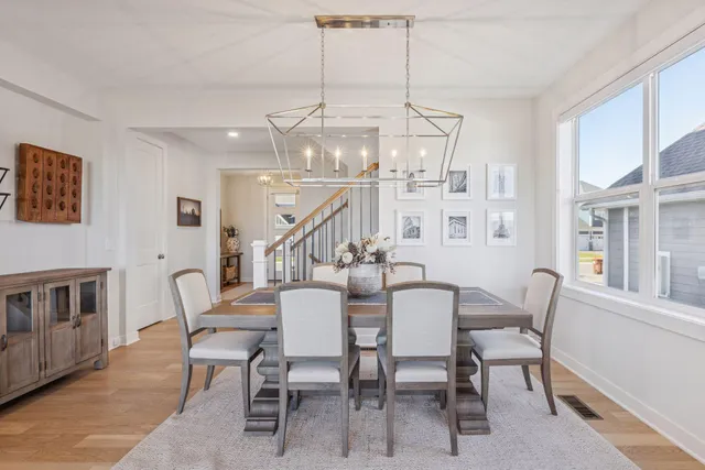 $995,000 | 4313 Picket Way, St. Paul, MN 55129