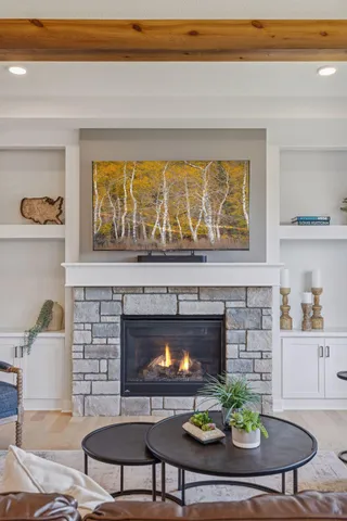 $995,000 | 4313 Picket Way, St. Paul, MN 55129