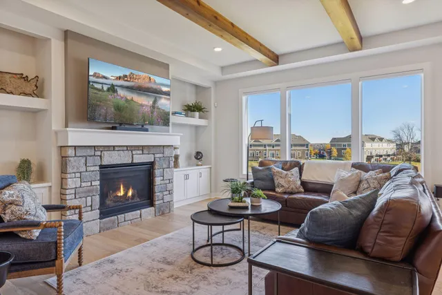 $995,000 | 4313 Picket Way, St. Paul, MN 55129