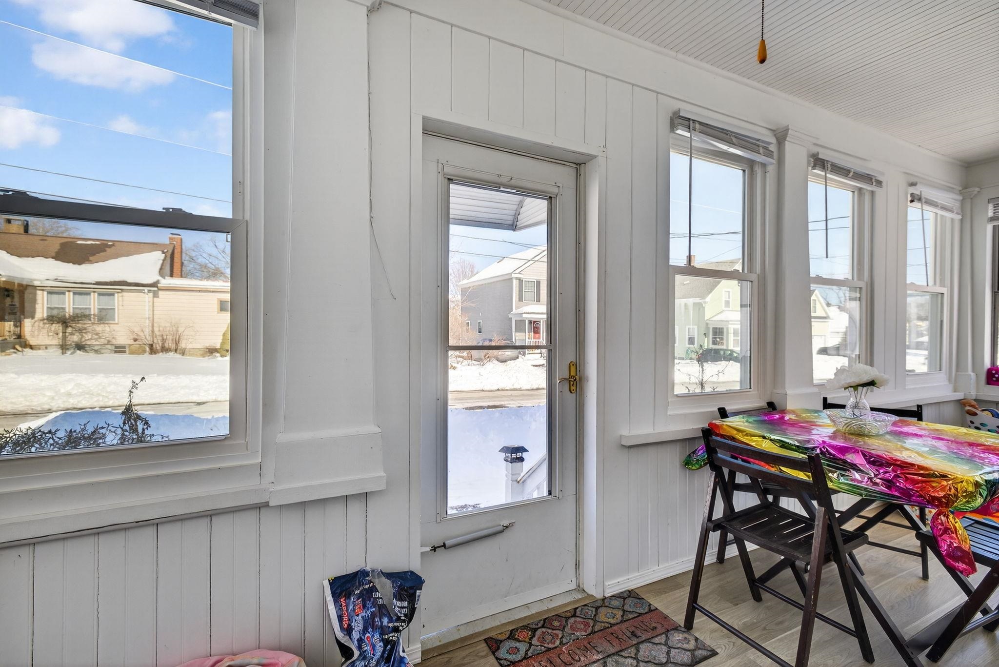 70 Dickey Street Manchester, NH 03102 - Photo 14 of 52