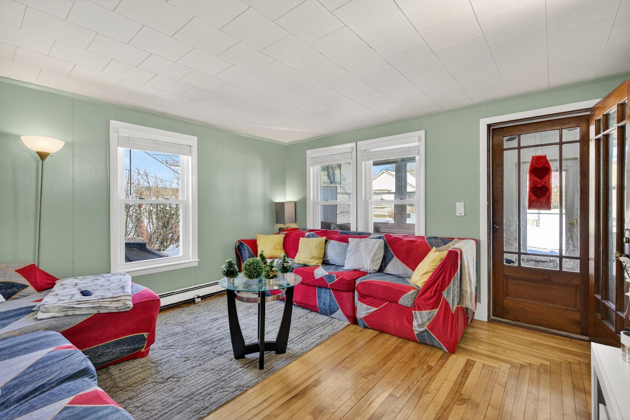 70 Dickey Street Manchester, NH 03102 - Photo 18 of 52