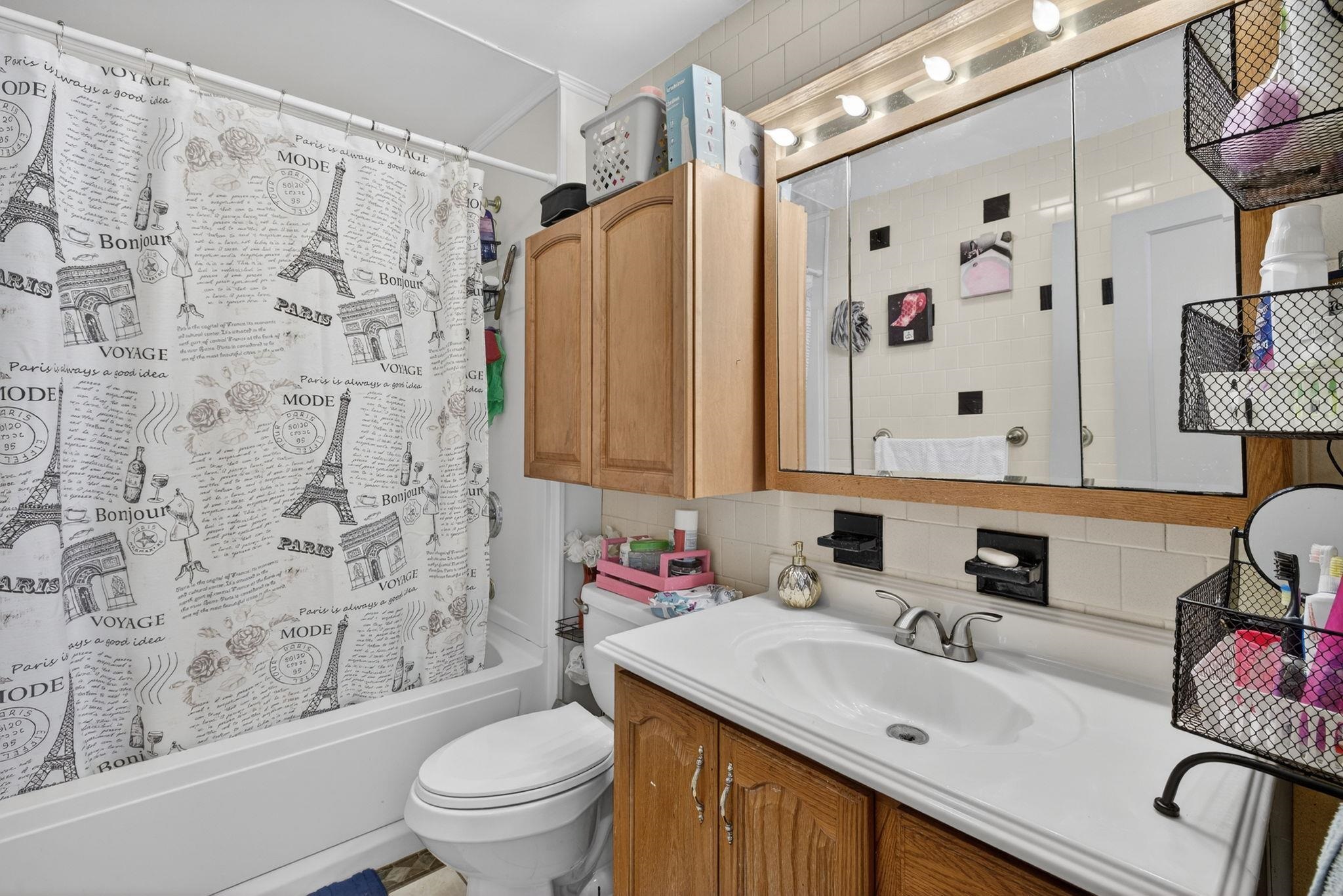 70 Dickey Street Manchester, NH 03102 - Photo 24 of 52