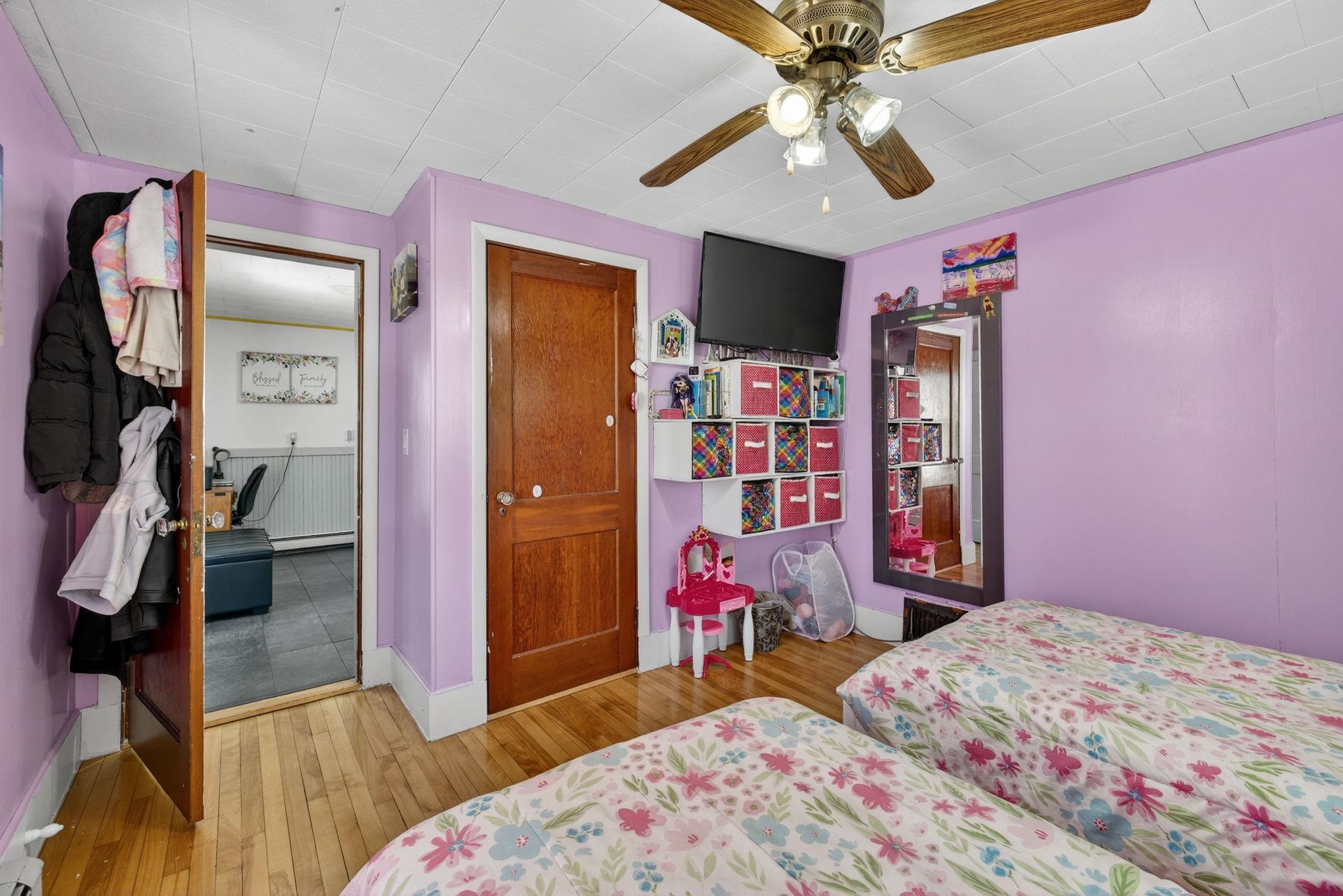 70 Dickey Street Manchester, NH 03102 - Photo 28 of 52