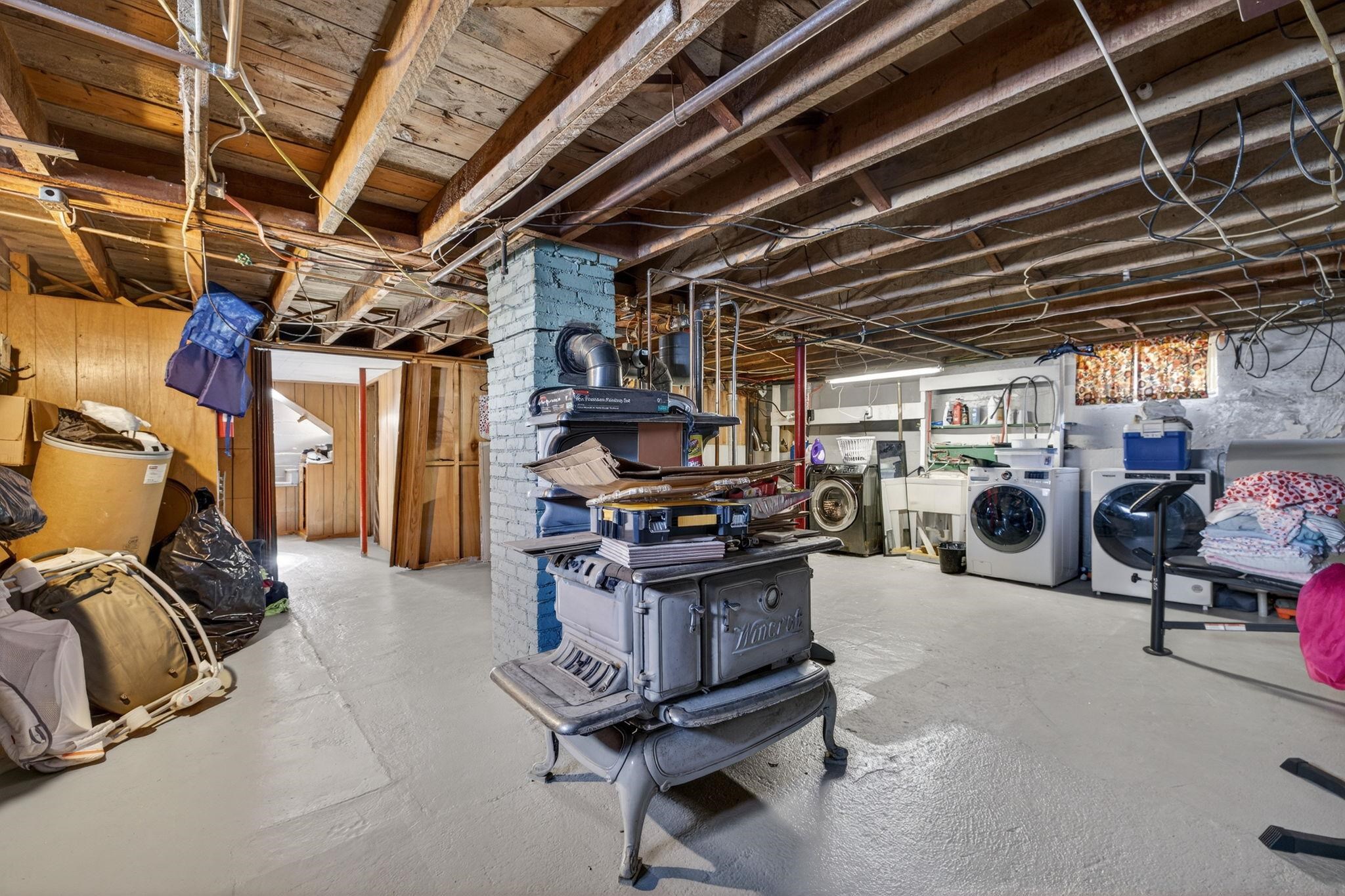 70 Dickey Street Manchester, NH 03102 - Photo 42 of 52