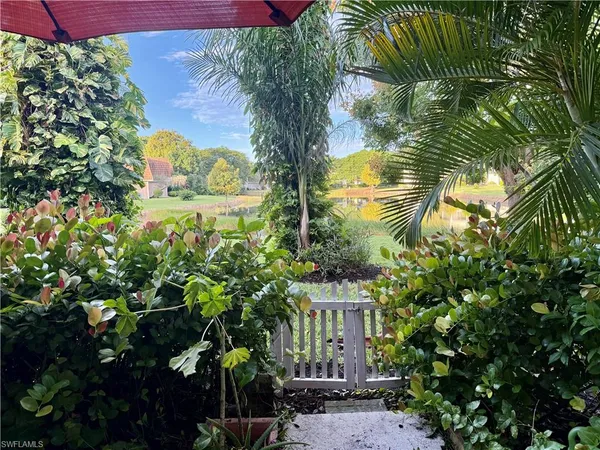 $2,550 | 1810 Bald Eagle Drive, Unit A, Naples, FL 34105