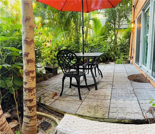 $2,550 | 1810 Bald Eagle Drive, Unit A, Naples, FL 34105