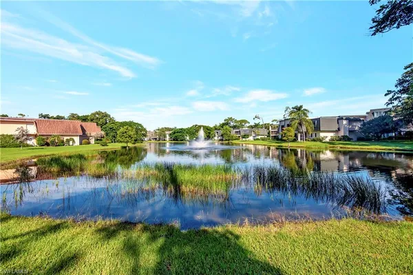 $2,550 | 1810 Bald Eagle Drive, Unit A, Naples, FL 34105