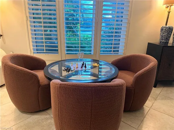 $2,550 | 1810 Bald Eagle Drive, Unit A, Naples, FL 34105