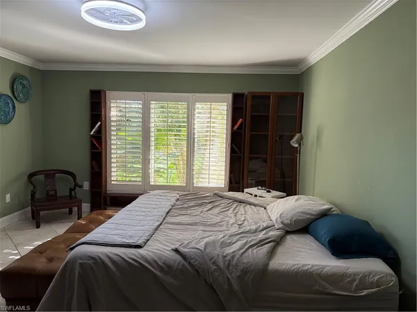 $2,550 | 1810 Bald Eagle Drive, Unit A, Naples, FL 34105