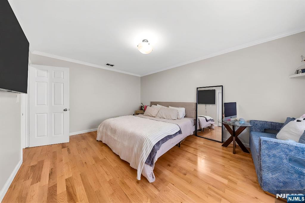 29 Pine Street Lodi, NJ 07644 - Photo 19 of 50