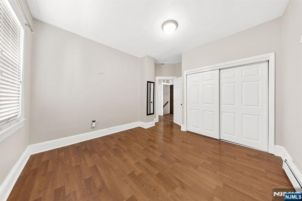 29 Pine Street Lodi, NJ 07644 - Photo 40 of 50