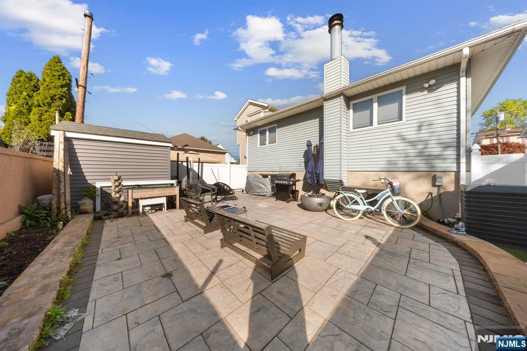 29 Pine Street Lodi, NJ 07644 - Photo 49 of 50