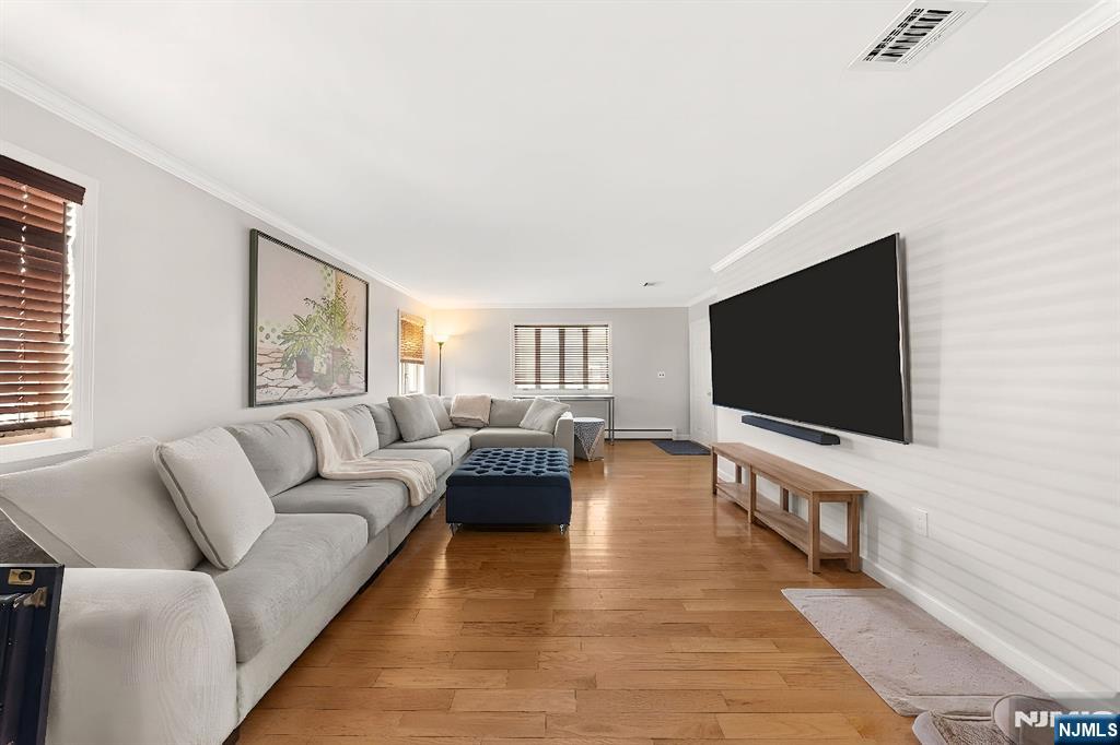29 Pine Street Lodi, NJ 07644 - Photo 7 of 50