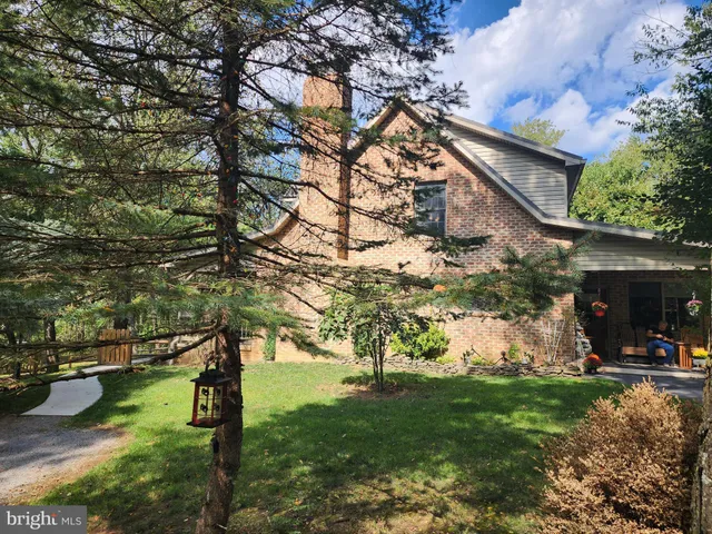 $830,000 | 14847 White Oak Ridge, Hancock, MD 21750