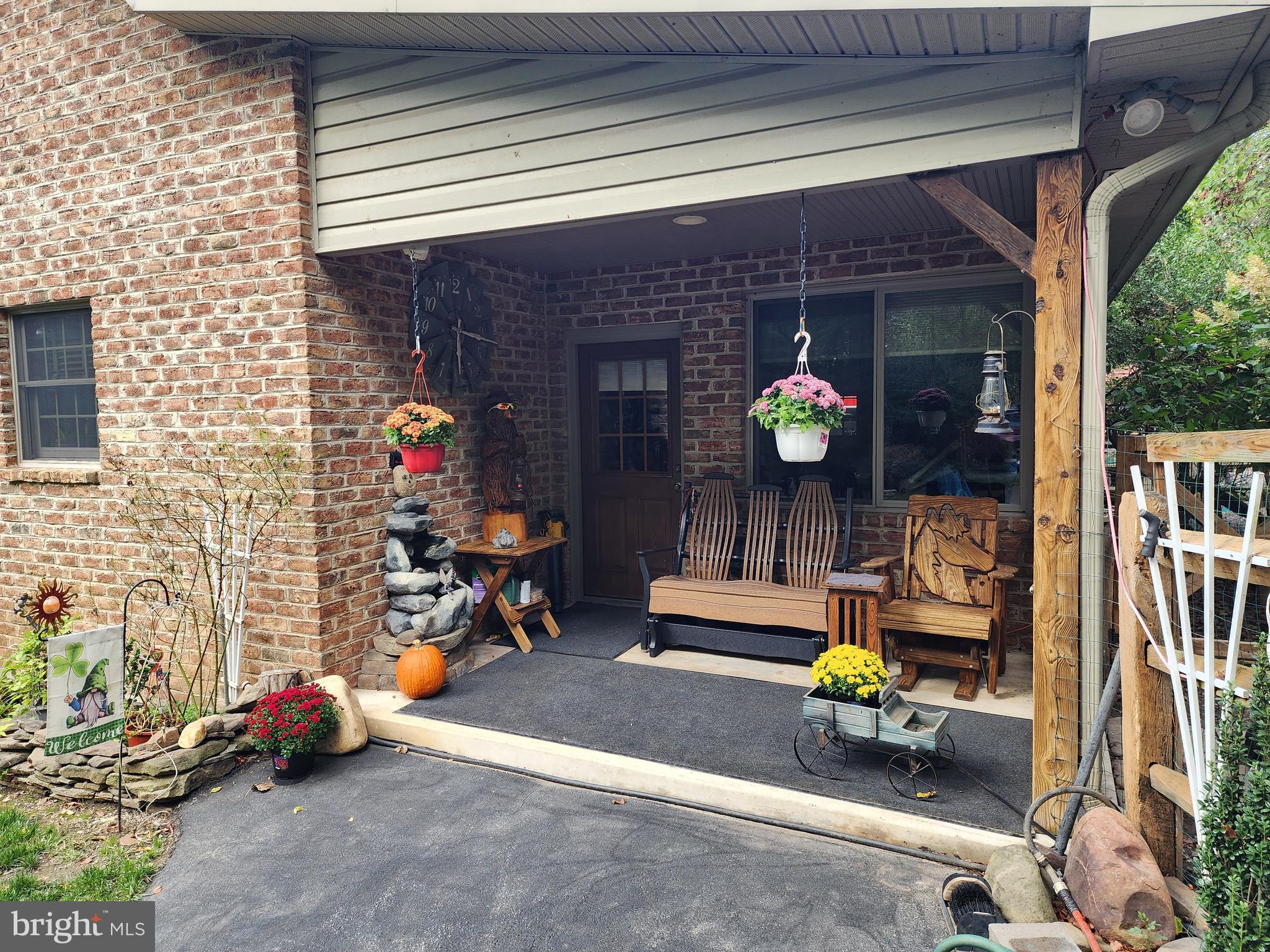 14847 White Oak Ridge Hancock, MD 21750 - Photo 74 of 101 Side Porch Entrance To Sunroo