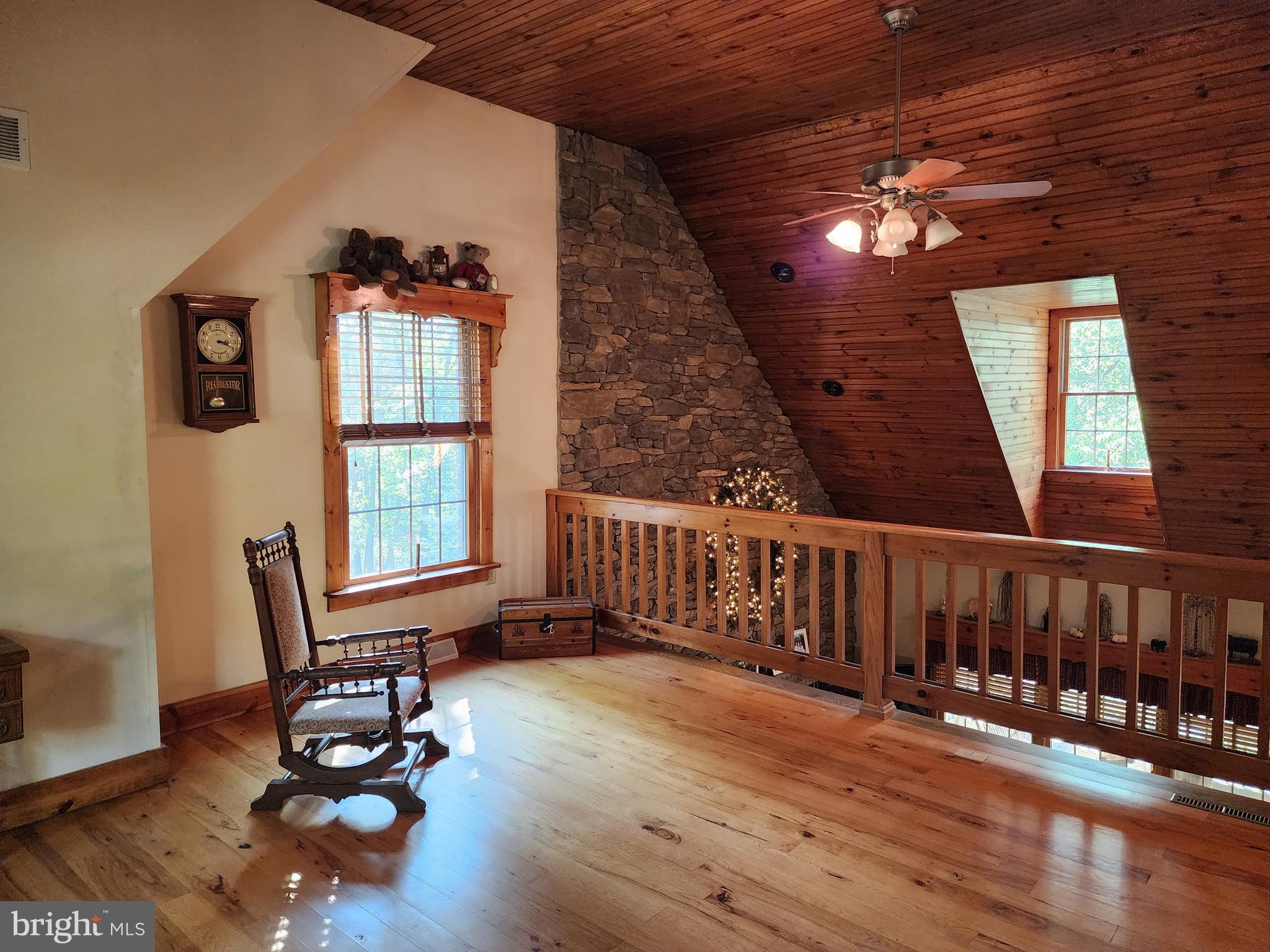 14847 White Oak Ridge Hancock, MD 21750 - Photo 9 of 101 Loft That Could Be 3rd Bedroom