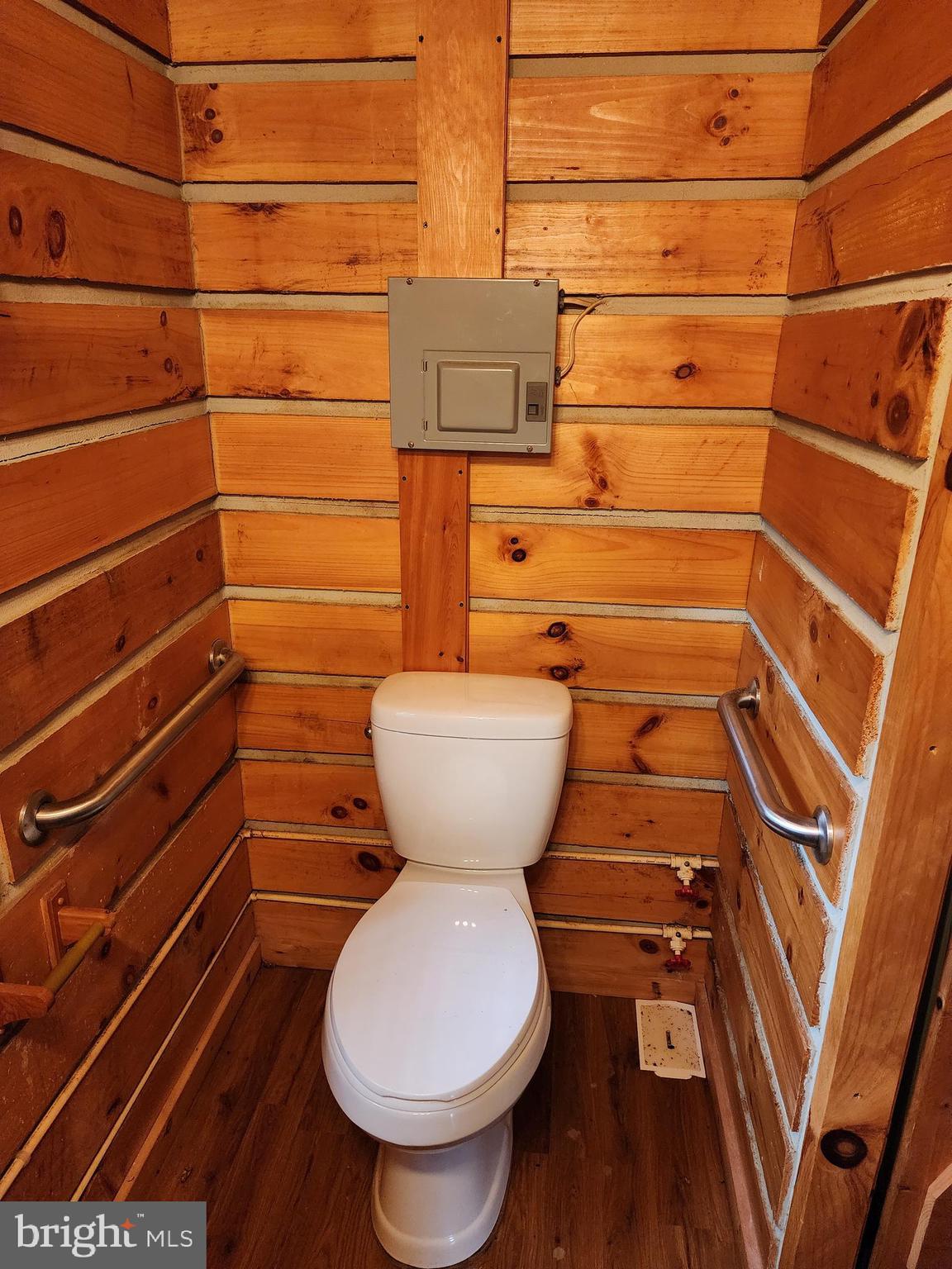 14847 White Oak Ridge Hancock, MD 21750 - Photo 95 of 101 a bathroom with a toilet and a shower